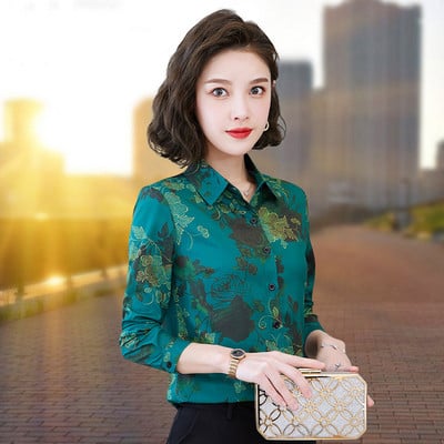 Spalvingi moteriški marškiniai klasikine apykakle