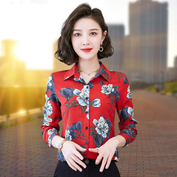 Spalvingi moteriški marškiniai klasikine apykakle