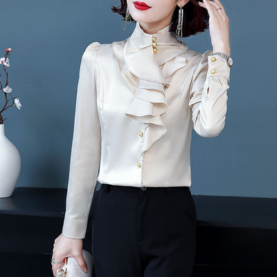 Elegáns női ing hosszú ujjal és magas gallérral