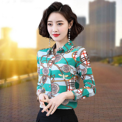 Εφαρμοσμένο πουκάμισο σε μοτίβο σιφόν