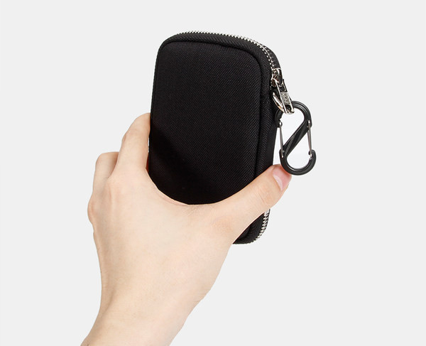 Tekstilinė mini piniginė skirta dokumentams ir raktams laikyti vyrams