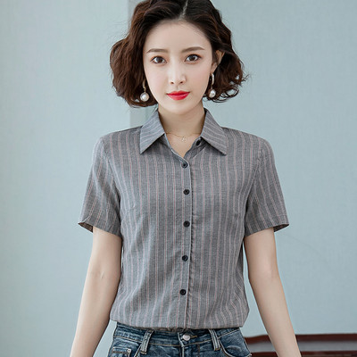 Paprasti dryžuoti moteriški marškiniai dviejų modelių ilgomis ir 3/4 rankovėmis