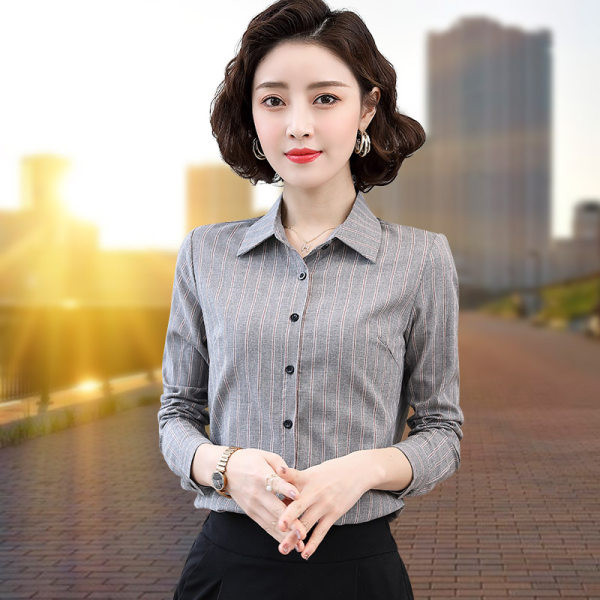 Paprasti dryžuoti moteriški marškiniai dviejų modelių ilgomis ir 3/4 rankovėmis