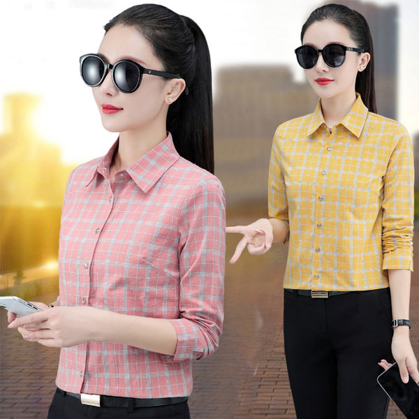 Ruuduline sügissärk naistele - liibuv mudel