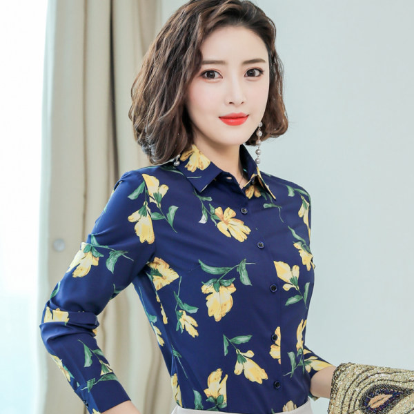 Vabaaja särk prindi ja nööpidega