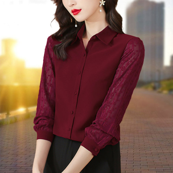 Elegantiški moteriški marškiniai – su siuvinėjimais ir sagomis