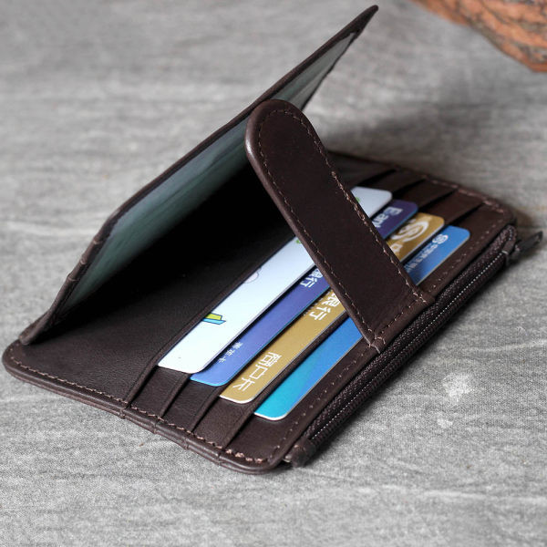 Maža vyriška odinė piniginė su keliais skyreliais