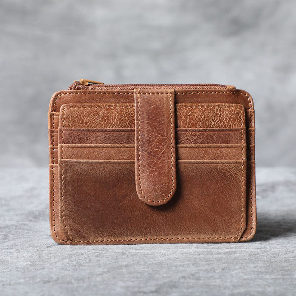 Maža vyriška odinė piniginė su keliais skyreliais
