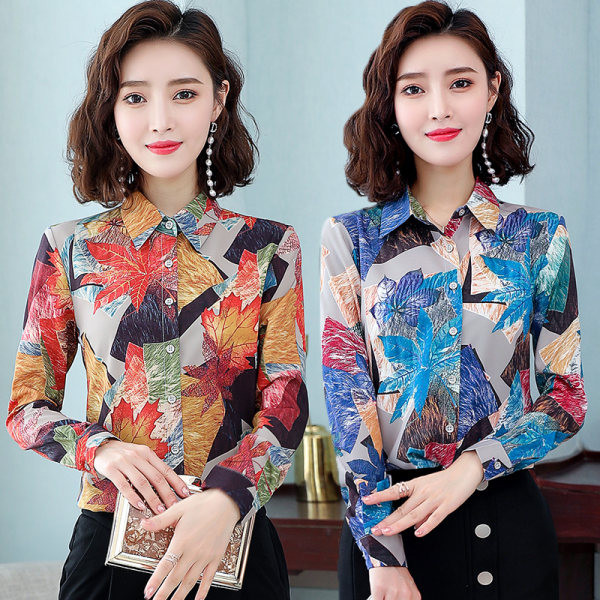 Įprasti moteriški marškiniai su raštu ir sagomis