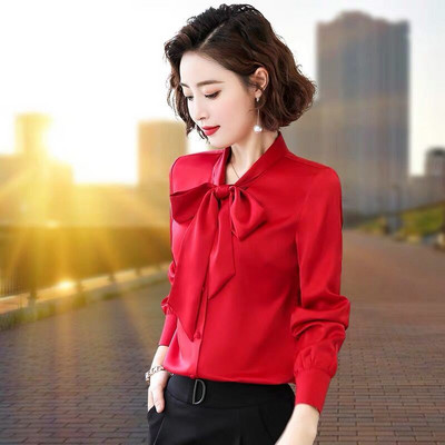 Γυναικείο κομψό πουκάμισο με μακριά μανίκια και κέντημα