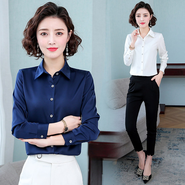 Švaraus rašto moteriški marškinėliai ilgomis rankovėmis