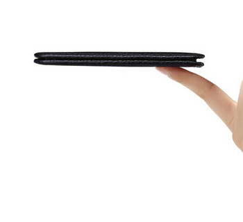 Μικρό ανδρικό πορτοφόλι από τεχνητό δέρμα σε μαύρο χρώμα