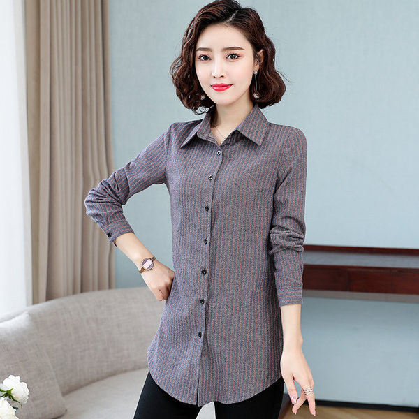 Női testhezálló gombos ing, hosszúkás modell