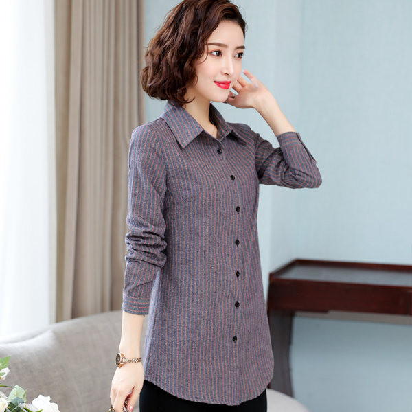 Női testhezálló gombos ing, hosszúkás modell