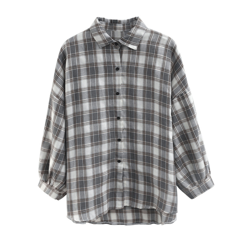 Cămașă cu nasturi în carouri de toamnă