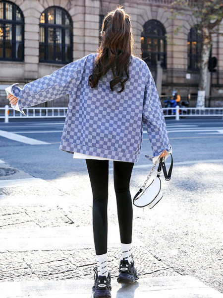 Camasa din denim in carouri model nou cu maneci lungi si inchidere cu nasturi