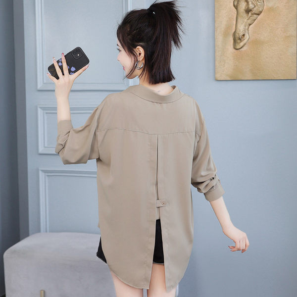 Naujo modelio moteriški dviejų spalvų marškinėliai