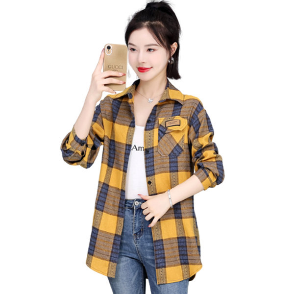 Laisvi moteriški marškinėliai su kišene