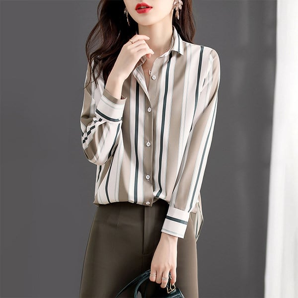 Juhuslik triibuline nööbiga särk