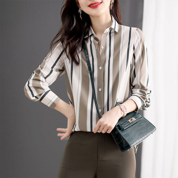 Juhuslik triibuline nööbiga särk