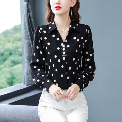 Elegantiški moteriški marškinėliai su V formos iškirpte