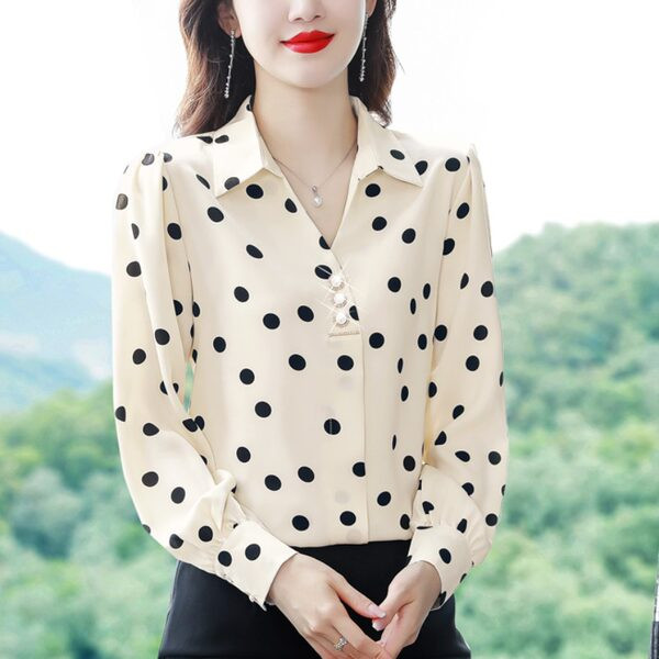 Elegantiški moteriški marškinėliai su V formos iškirpte