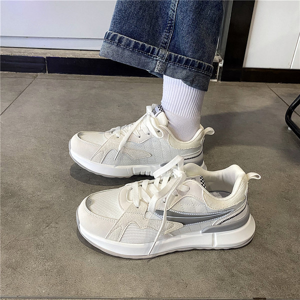 Moteriški sportbačiai iš eko odos ir tinklinio audinio