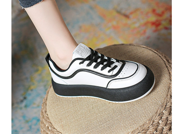 Lezser fűzős bőr tornacipő lapos talppal