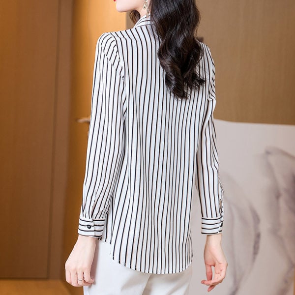 Naiste triibuline nööbitav särk