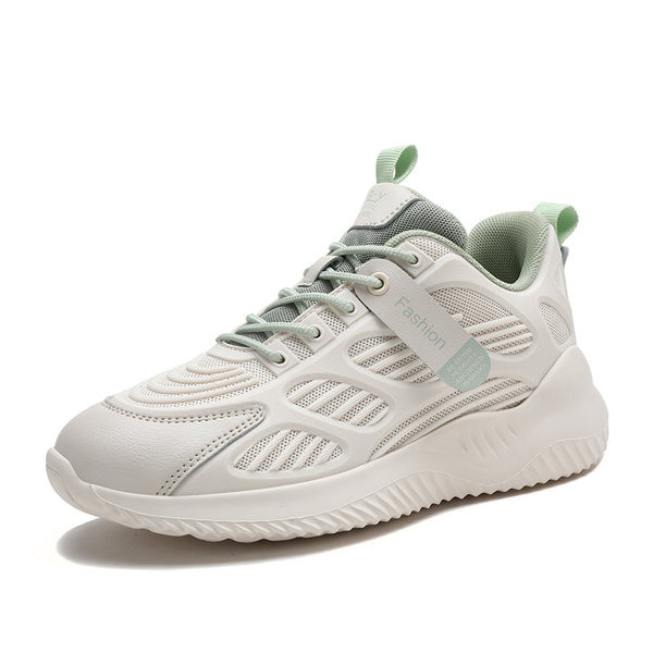 Nahaõmbluste ja võrguga naiste tossud