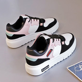 Γυναικεία δερμάτινα πάνινα παπούτσια με επίπεδη σόλα - δύο μοντέλα