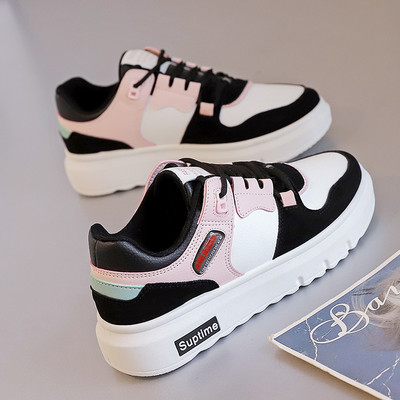 Γυναικεία δερμάτινα πάνινα παπούτσια με επίπεδη σόλα - δύο μοντέλα