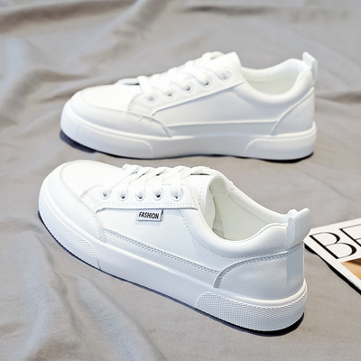 Γυναικεία αθλητικά sneakers με κορδόνια