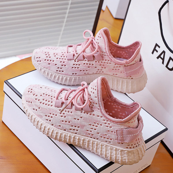 Új modell őszi - tavaszi tornacipő