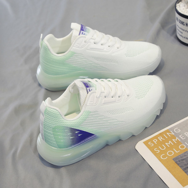 Sportske tenisice s vezicama i mrežicom u preljevnim bojama