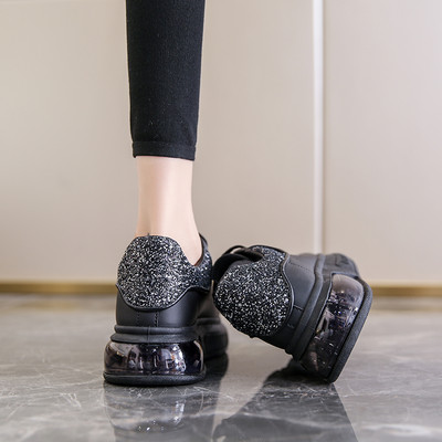 Divatos, fűzős női cipők