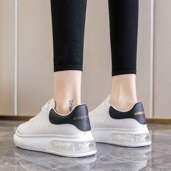 Divatos, fűzős női cipők