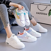 Madingi moteriški odiniai sportbačiai plokščiu padu