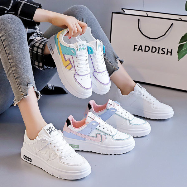 Madingi moteriški odiniai sportbačiai plokščiu padu