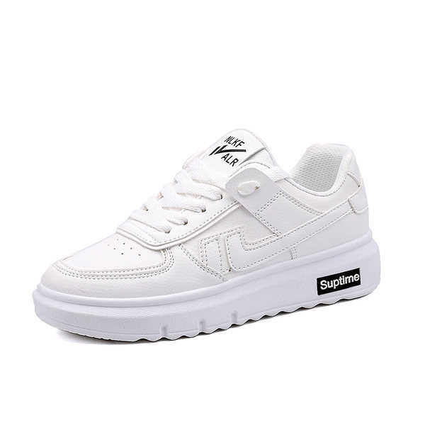 Madingi moteriški odiniai sportbačiai plokščiu padu