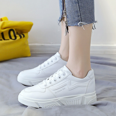 Moteriški laisvalaikio sportbačiai iš eko odos, baltos spalvos