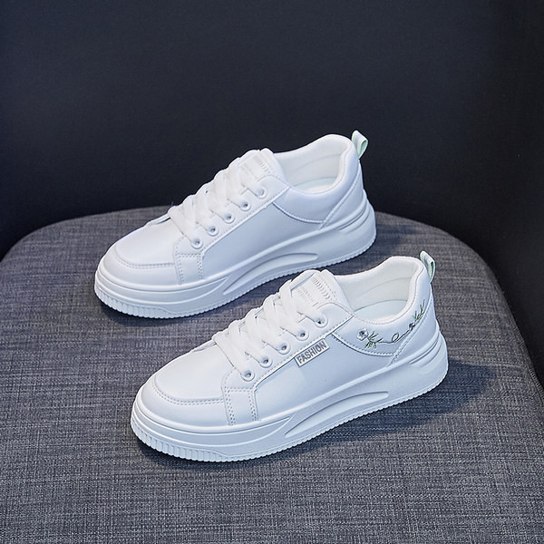 Naiste vabaaja tossud ökonahast trükiga