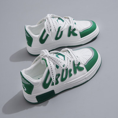 Naiste tossud kirjaga - valmistatud ökonahast