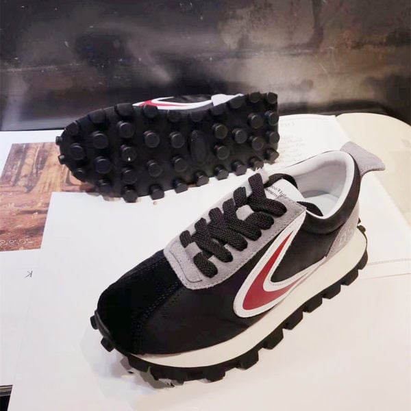 Naiste vabaaja tossud paeltega – kahte värvi