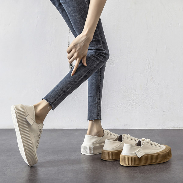 Moteriški sportiniai sportbačiai iš eko odos su aukštu padu