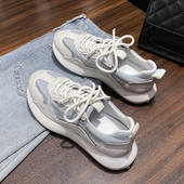 Naiste vabaaja tossud - paeltega