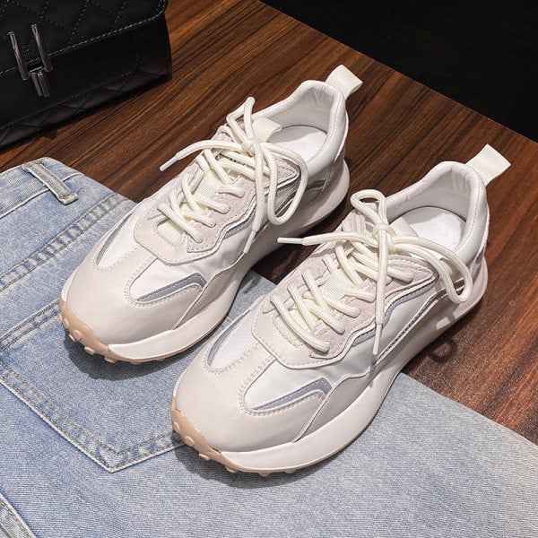 Naiste vabaaja tossud - paeltega