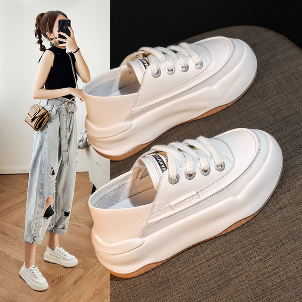 Moteriški laisvalaikio sportbačiai grubiu aukštu padu