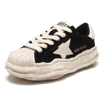 Kareda tallaga vabaaja tossud naistele