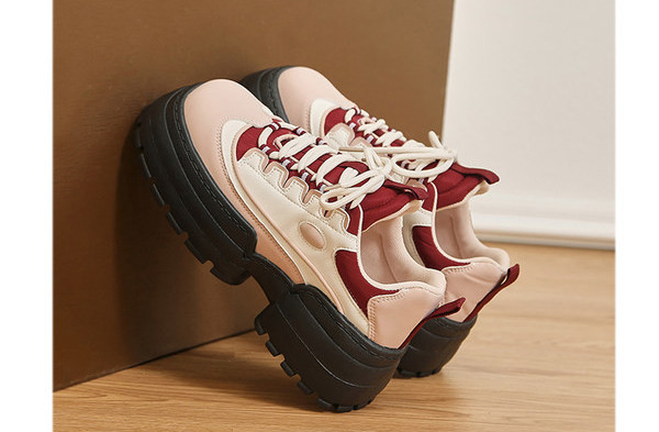 Casual ženske tenisice - od eko kože